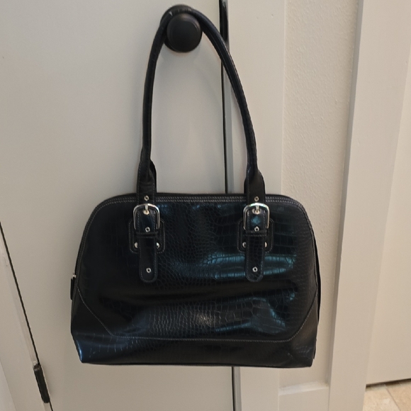 Merona Handbags - Elegant Faux Croc Black Tote